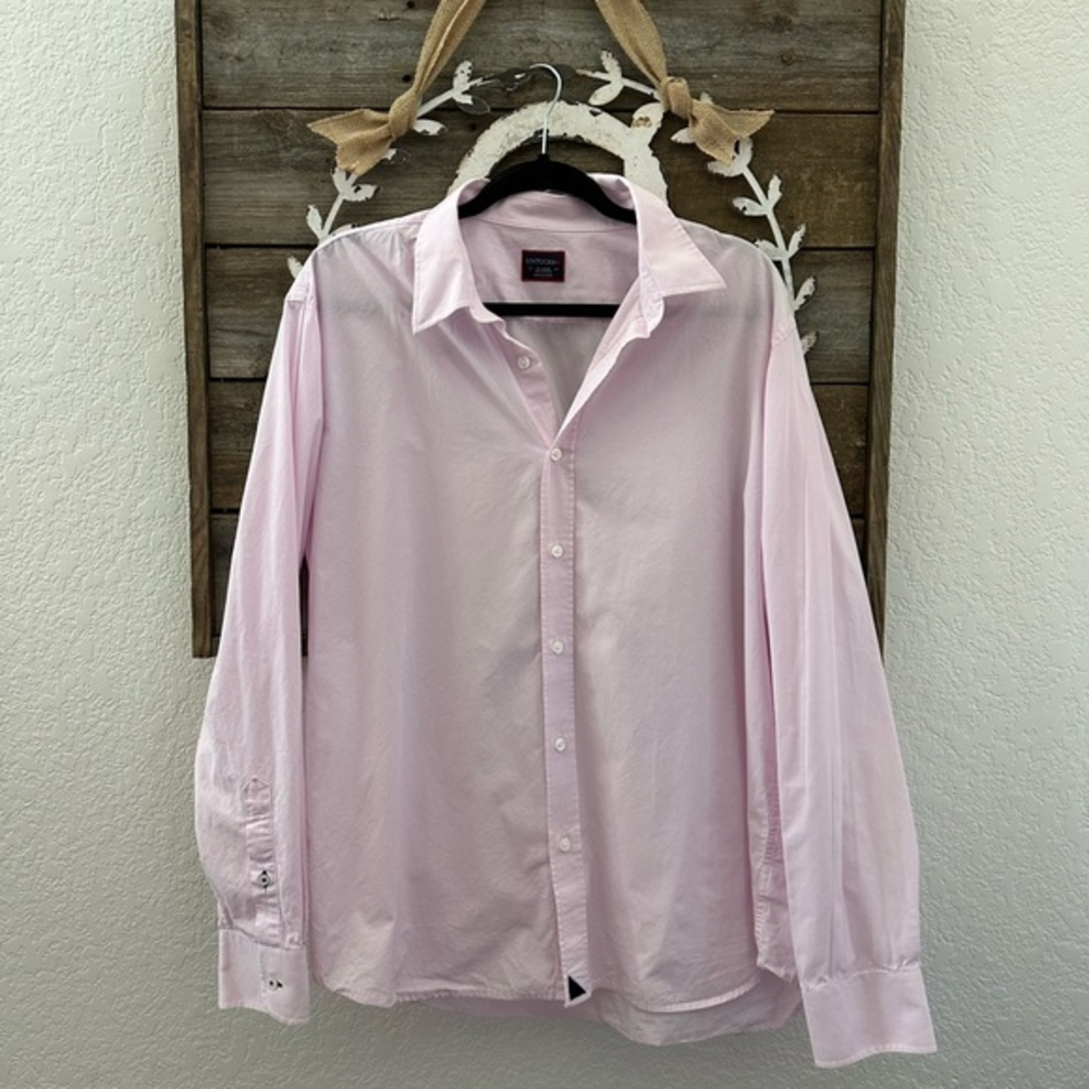 Untuckit light pink cotton button down shirt men’s size XL